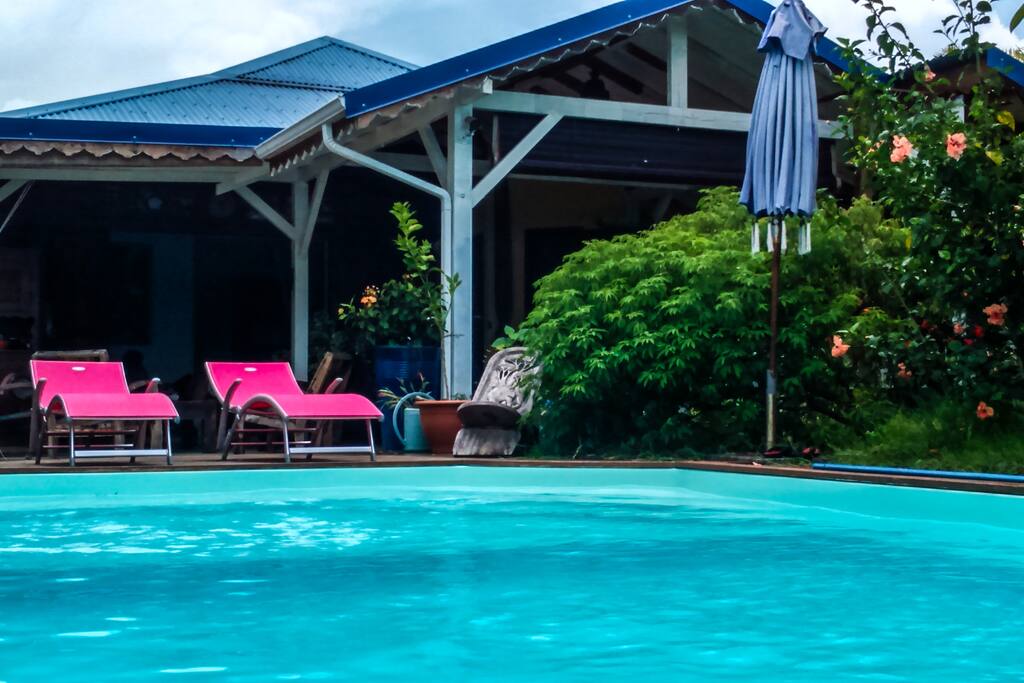 TERRASSE DECK PISCINE