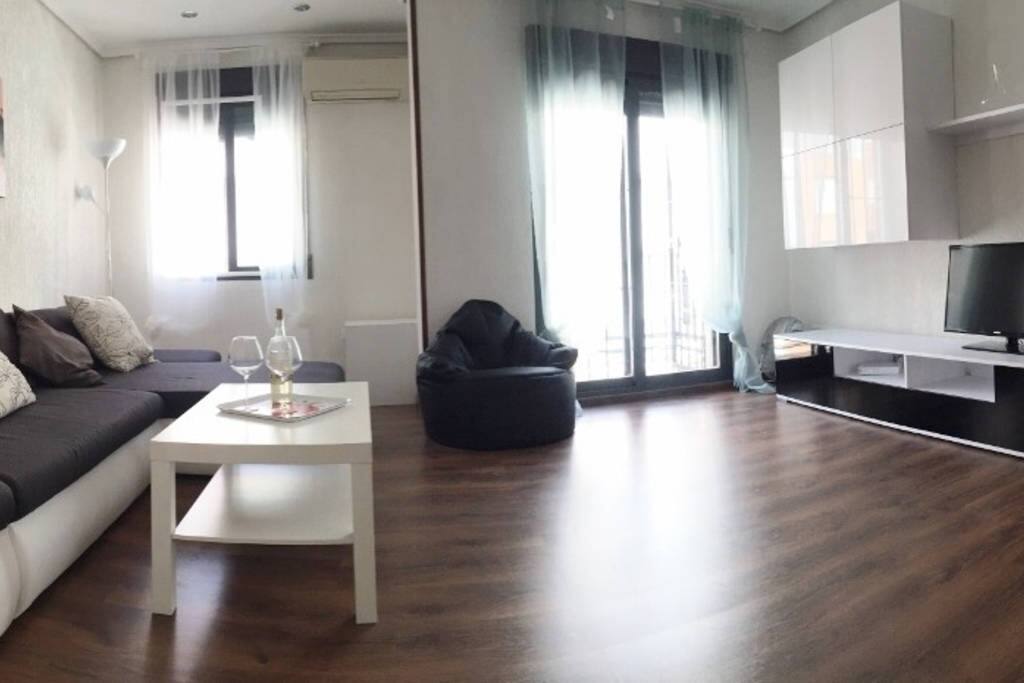 Living room / Balcony
Salón / Balcón