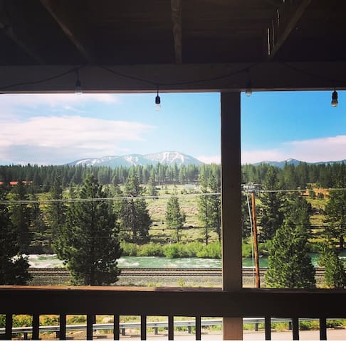1 bedroom/River views WITH SAUNA