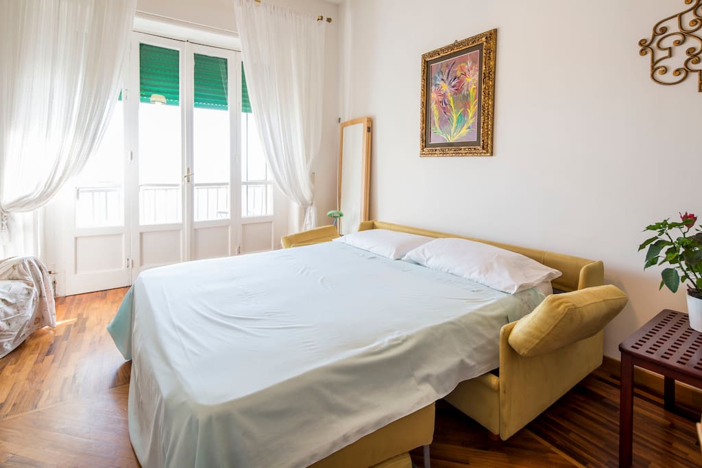 Divano letto matrimoniale