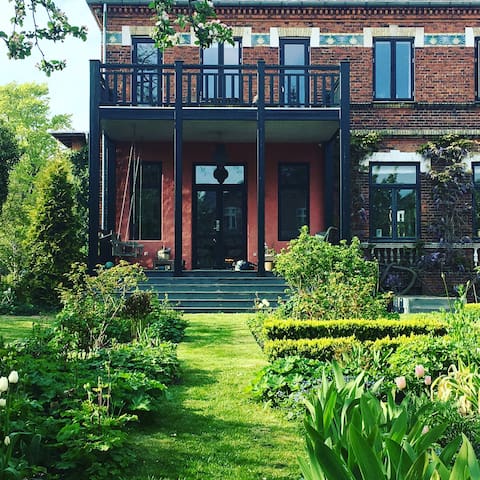Large house with garden in central Copenhagen