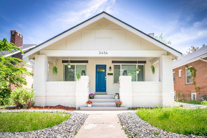 Elegant and Bright 4BR Home near DTWN and RiNo gallery image 2