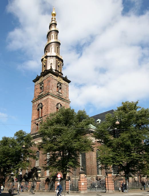 Vores Nabo, Church of Our Savoir