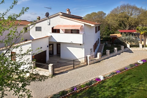 Top performing Airbnb: Apartman JEDRO in Grad Poreč
