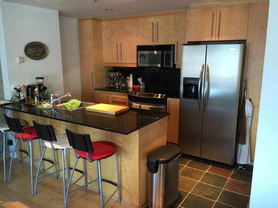 Open kitchen with all amenities (including dishwasher)