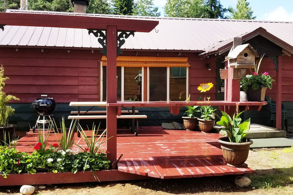 Priest Lake Cabin Cabins for Rent in Priest River, Idaho, United States