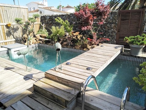 Airbnb con mejor rendimiento: Quiet and charming loft in Empuriabrava en Castelló D'empúries