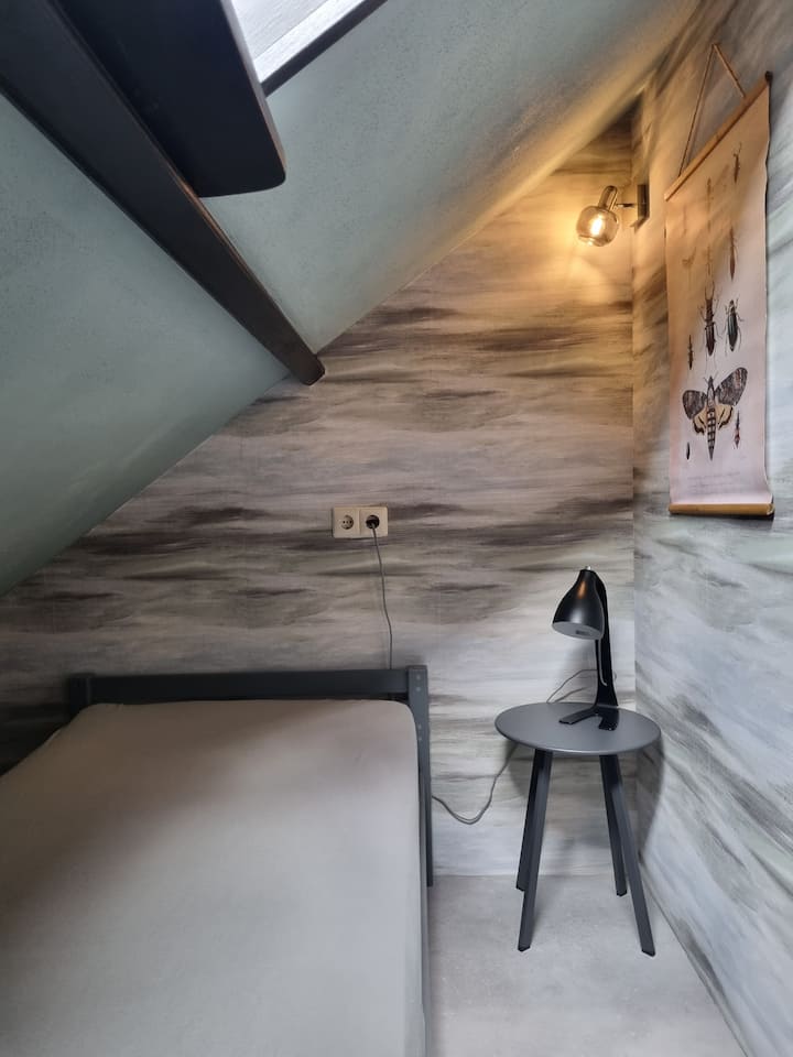 غرفة النوم 2