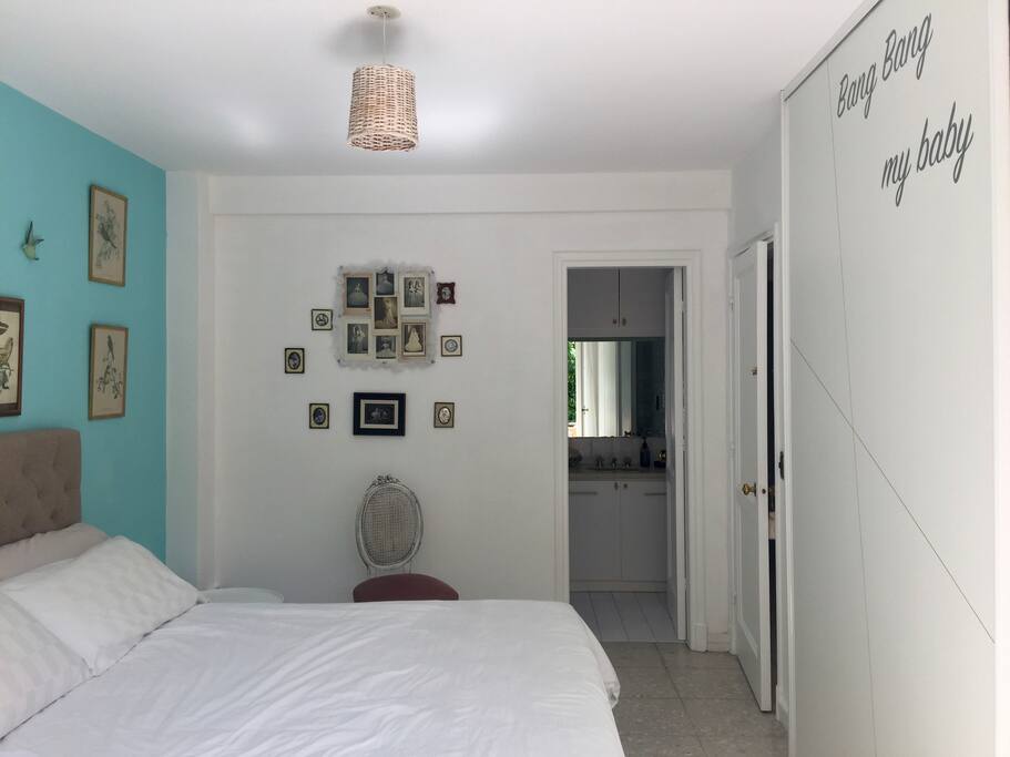 Main bedroom ensuite