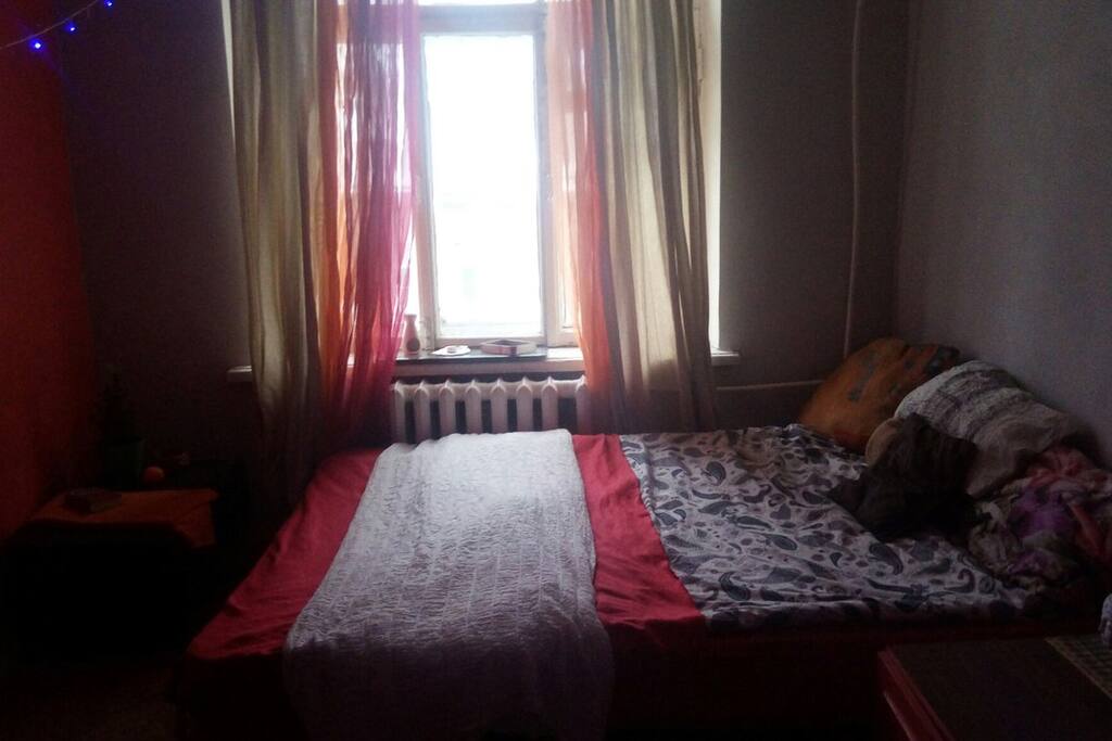 Удобная двухспальная кровать