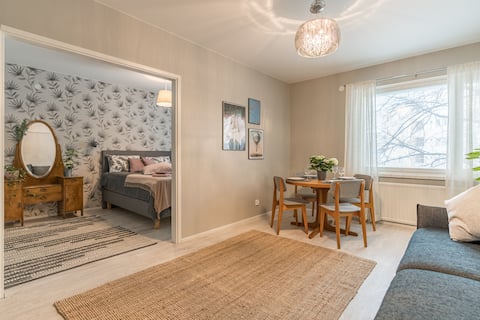 Functional and atmospheric one-bedroom apartment with top location