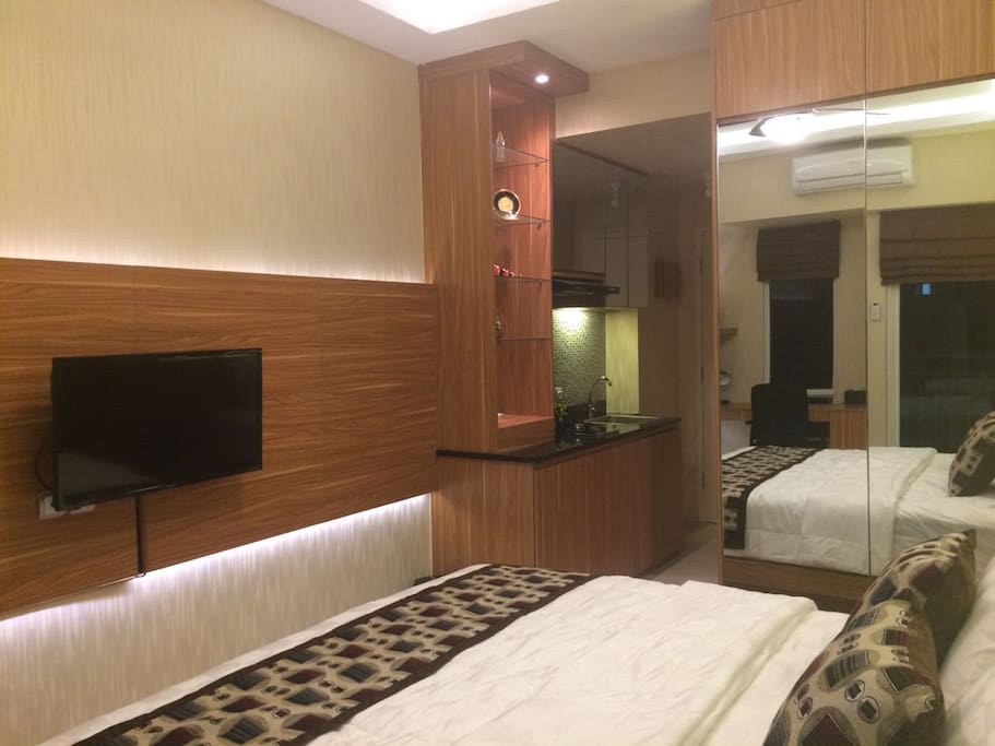 Support with kitchen, refrigerator, and welcome snack, mineral water, tea, coffee are provide