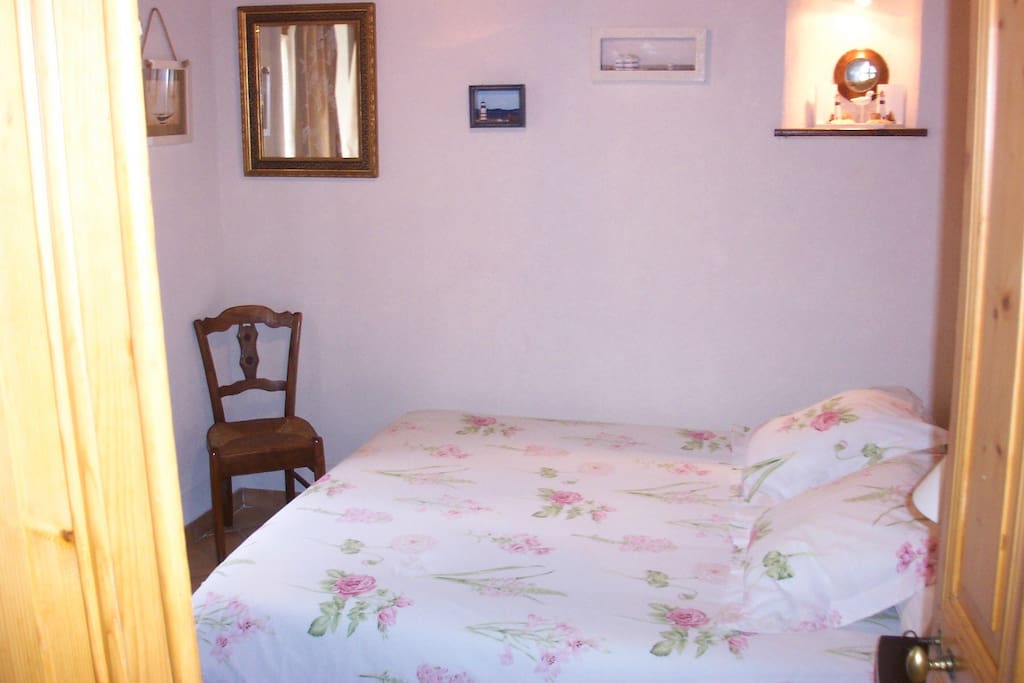 Chambre avec lit en 160