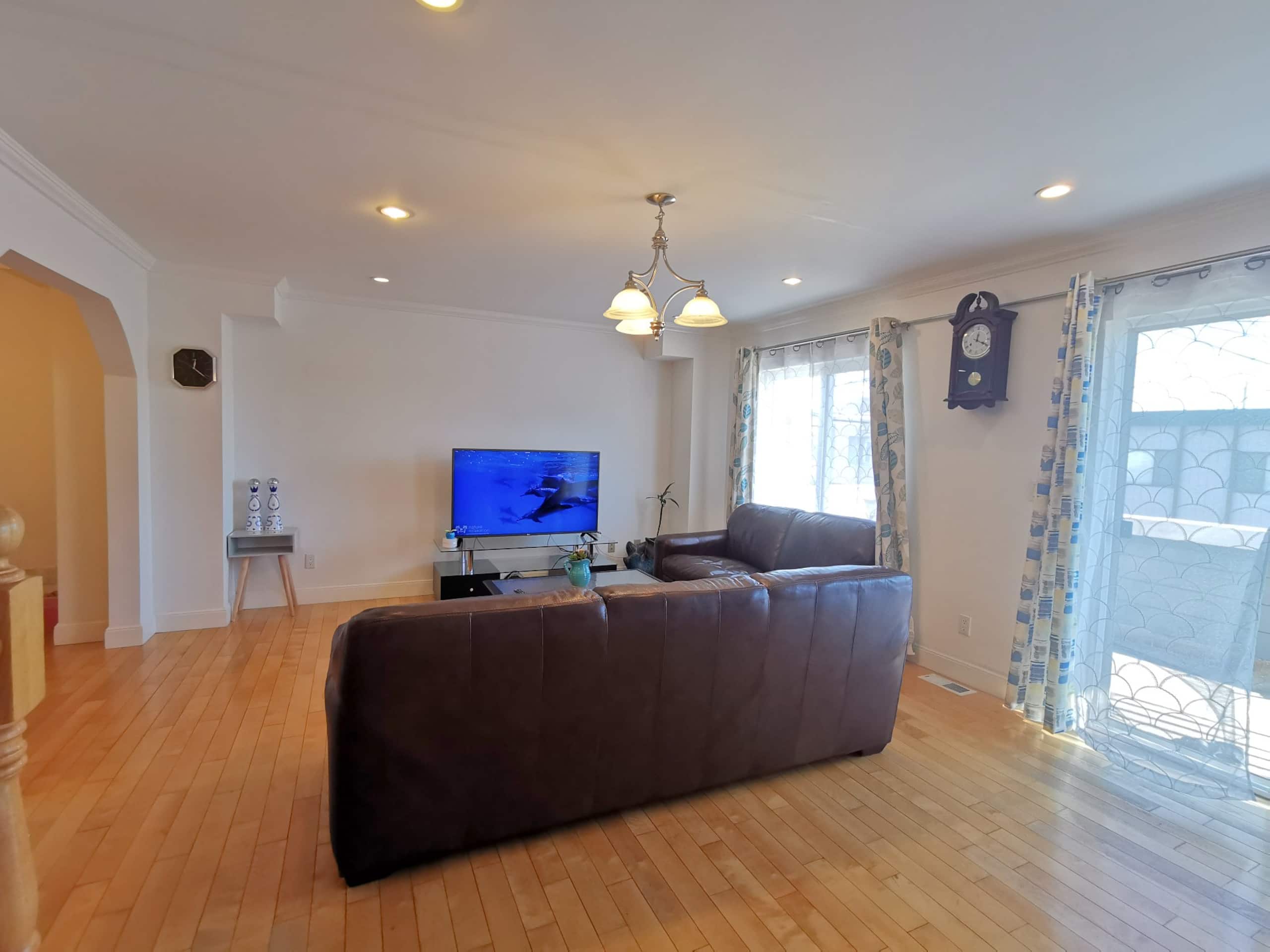 Home in San Francisco · ★4.8 · 3 bedrooms · 3 beds · 2 baths - Image 4