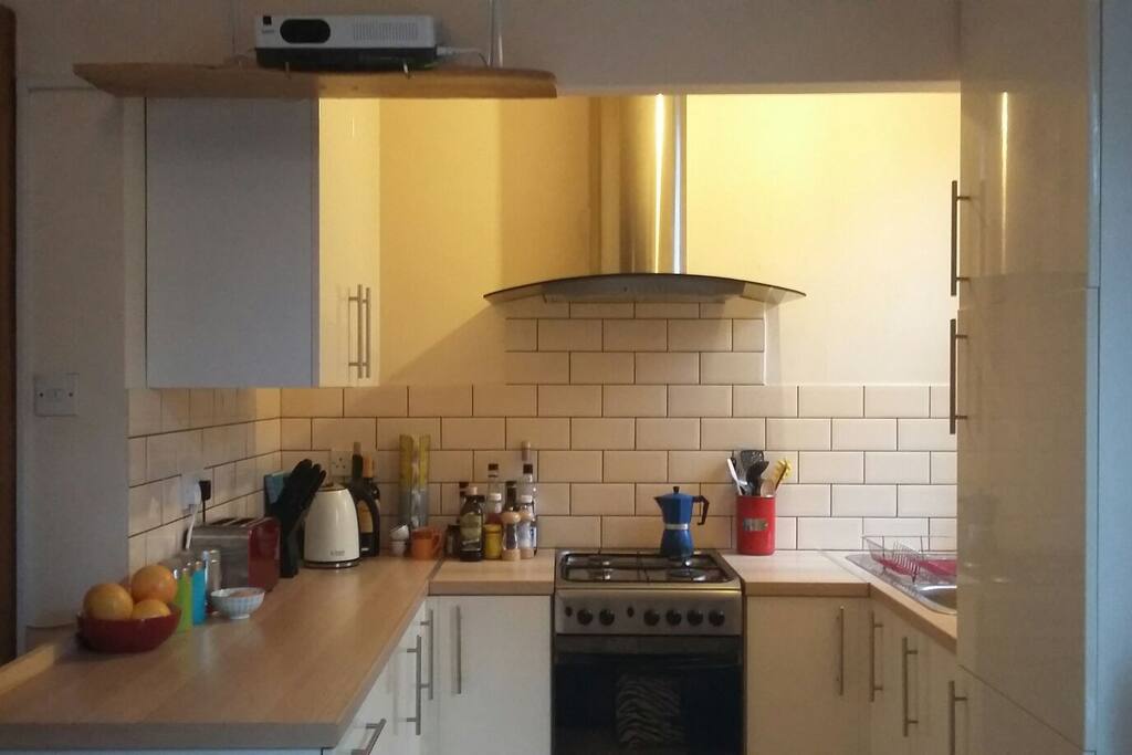 Clean, very well equipped modern kitchen