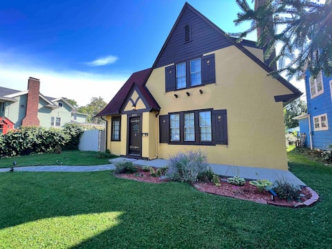 Cozy Updated  Cottage Style Home