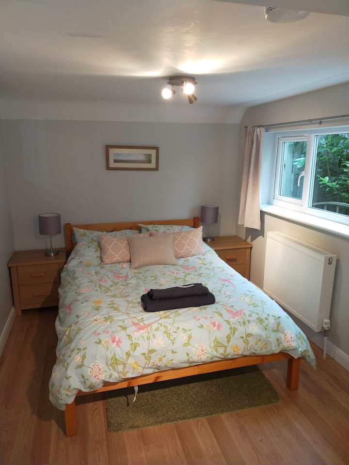 The bedroom with double bed. All sheets and towels are provided