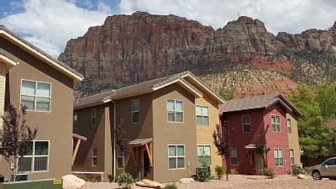 Successful Airbnb property: Townhome 3 in Springdale, at Zion National Park in Springdale