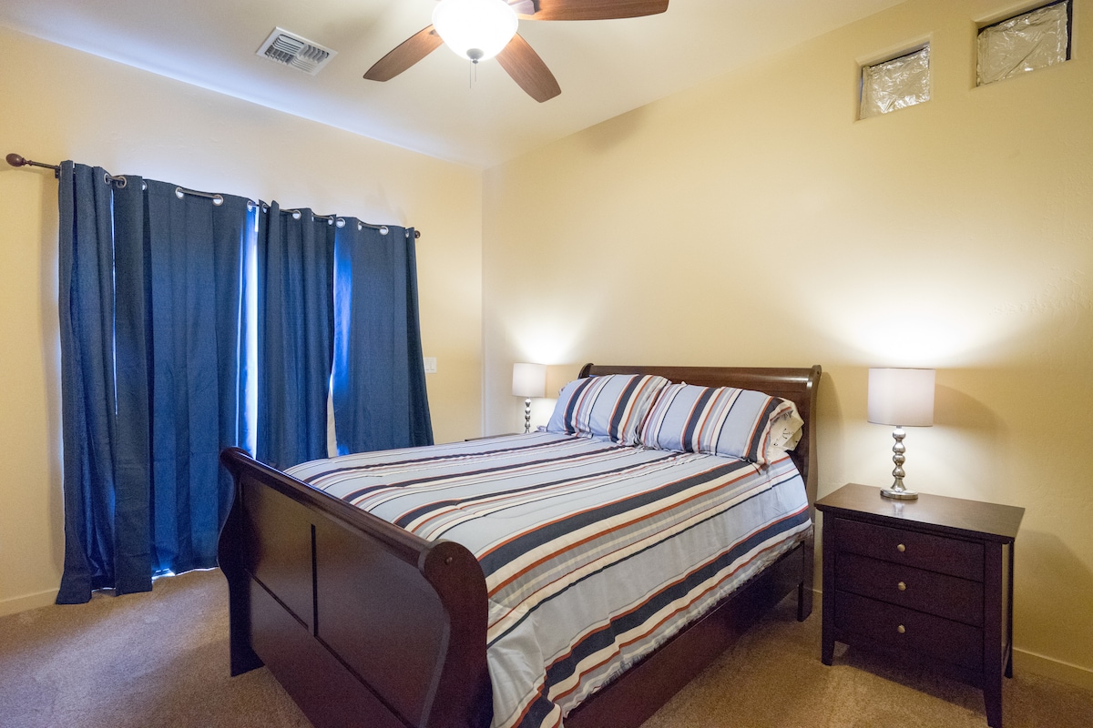 Chumba cha kulala cha 2 na kitanda cha Malkia