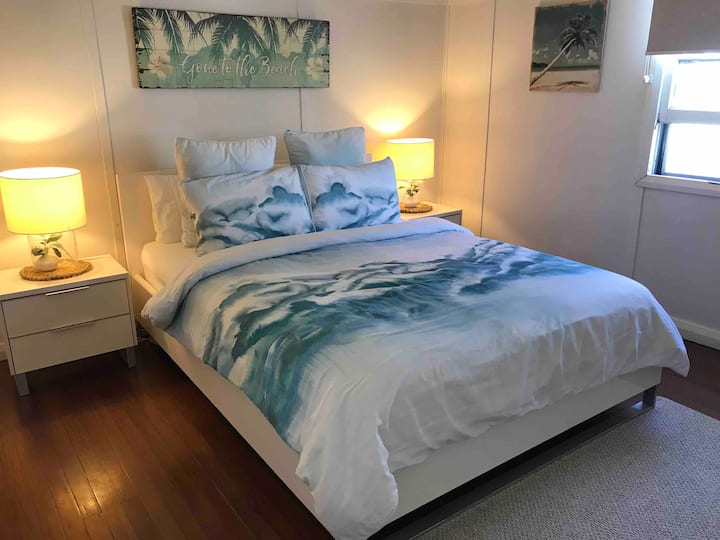 卧室1张标准双人床 