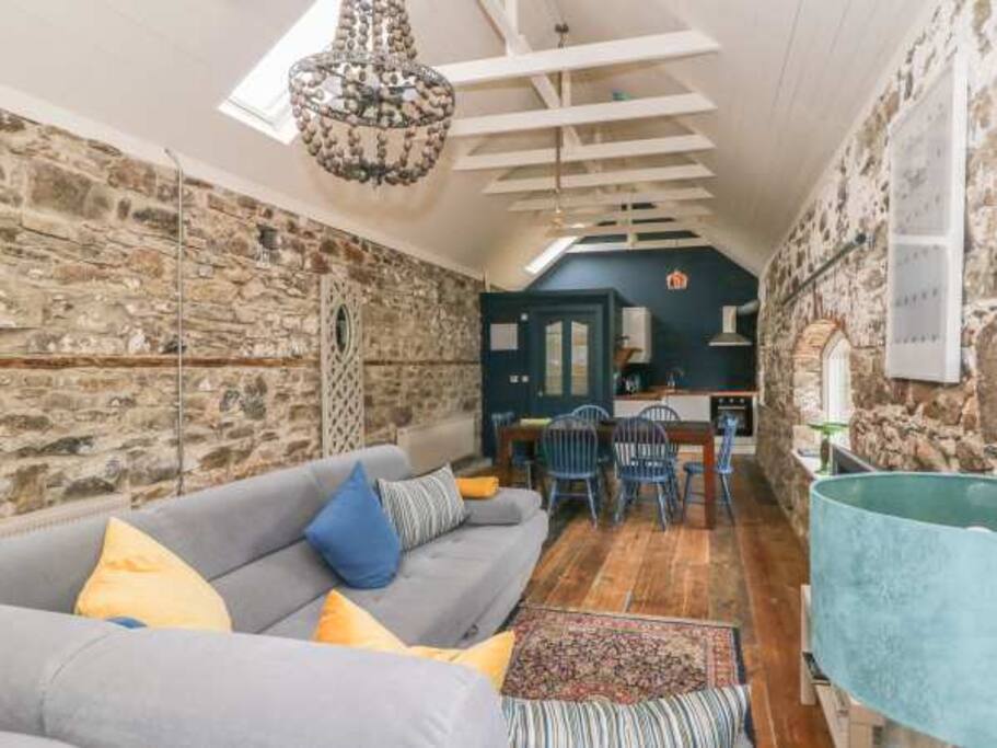 The Cowhouse (The Dairy) Barns for Rent in CarrickOnSuir, County