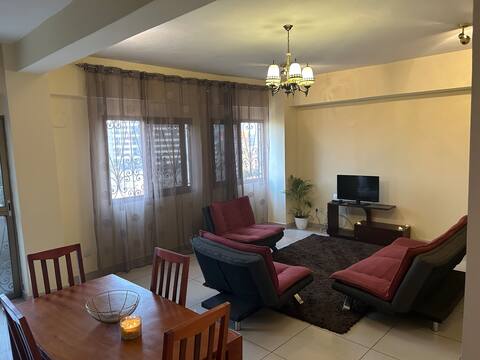 03 Bedroom Apartment - Racecourse Neighborhood