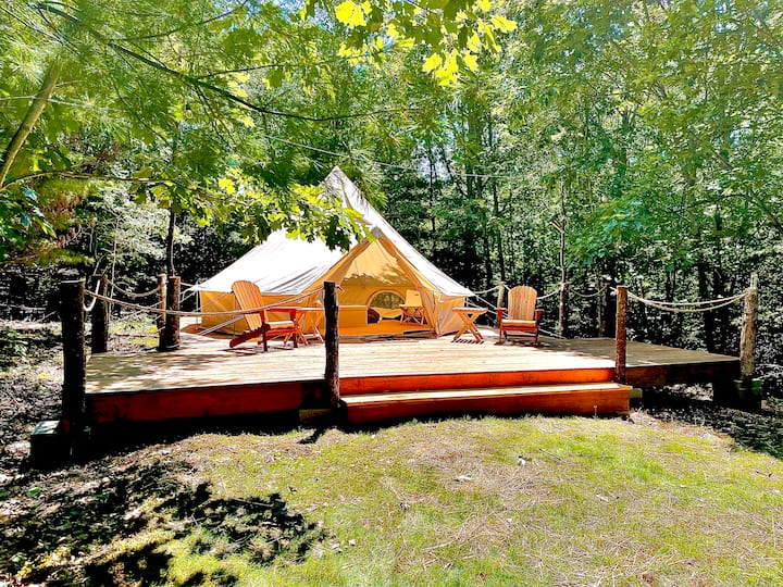 Dušana Bell Tent Escape in the 100 acre Woods Tents for Rent in Nassau, New York, United