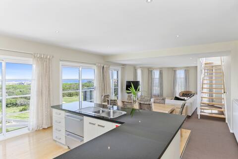4 Bedroom Ocean View Penthouse