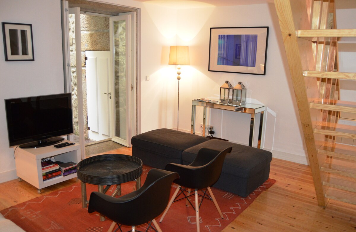 Top Airbnb: Historic Porto Apartment near Sunset Viewpoint em Porto