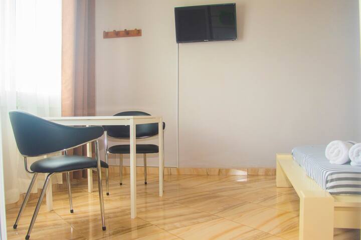 Airbnb Bd Gen De Gaulle Vacation Rentals Places To Stay
