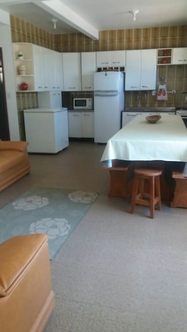 sala de jantar e cozinha