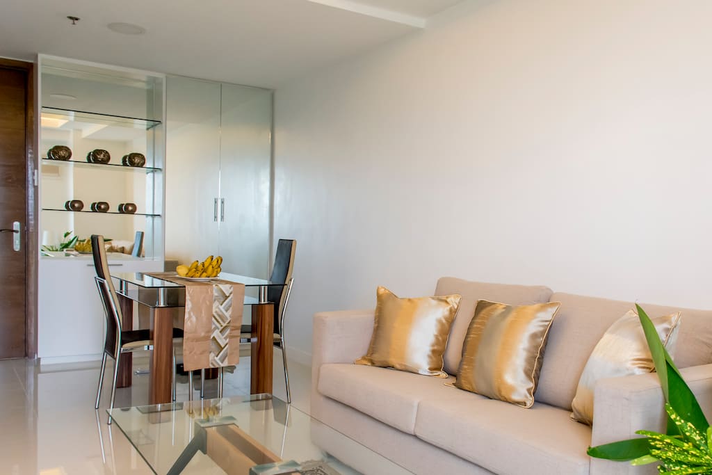Living room (with sofa bed) and dining room