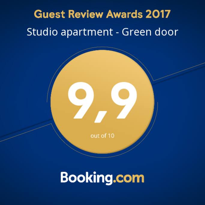 Guest's Awards