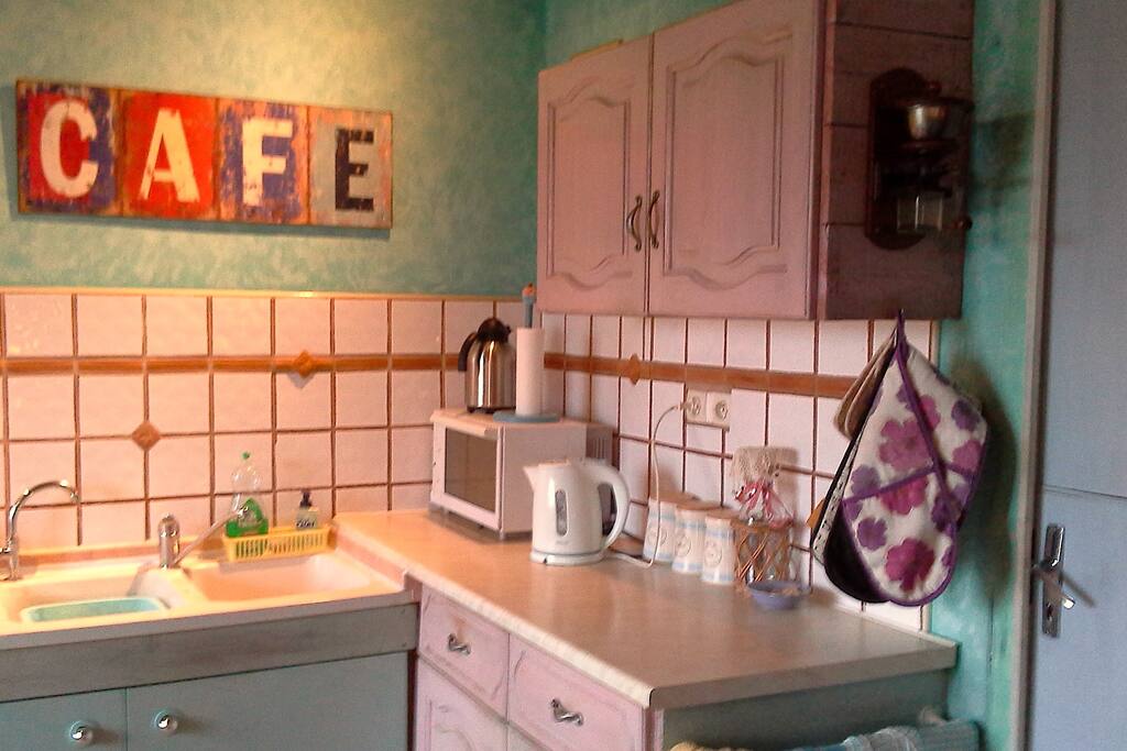 Kitchen/ Cuisine