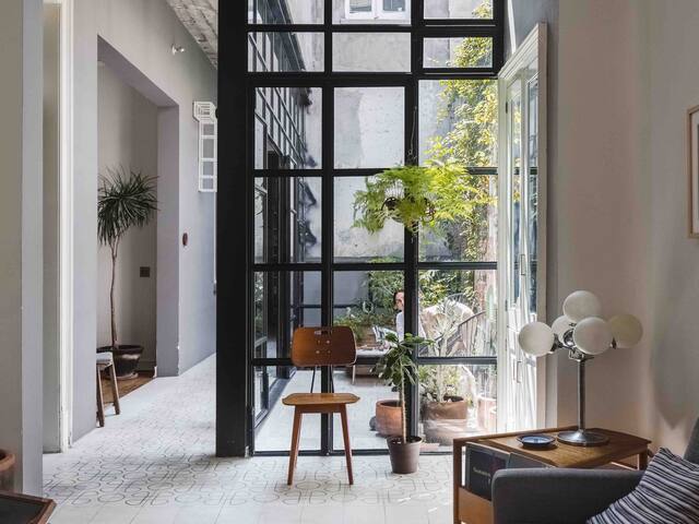 xolo stays/ 19century historic monument townhouse gallery image 3