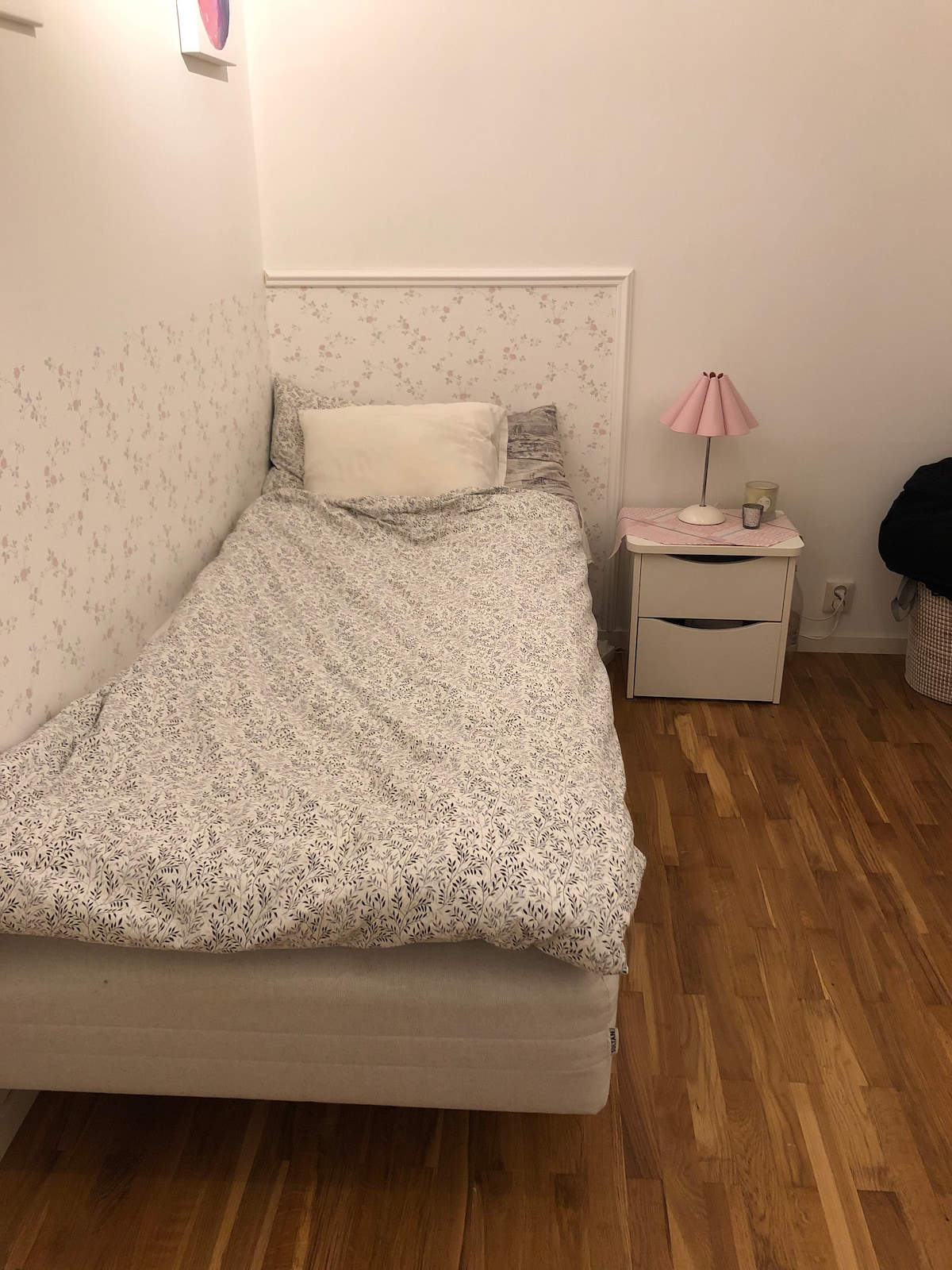 غرفة نوم 3 مع سرير واحد