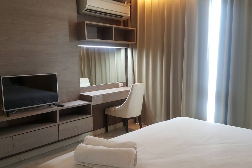 bedroom1