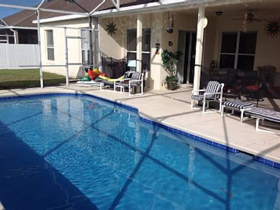 Pool, Water, Building