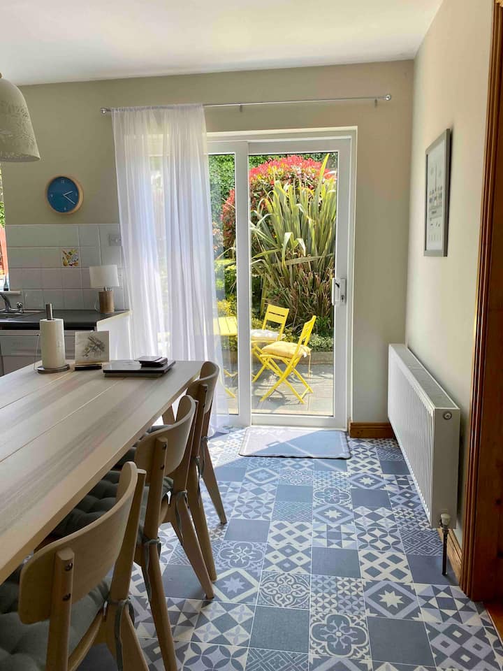 Comfortable & Stylish Home in Wexford Town
