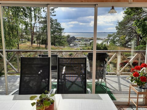Successful Airbnb property: Summerhouse ocean view - Eco Friendly in Oskarshamn