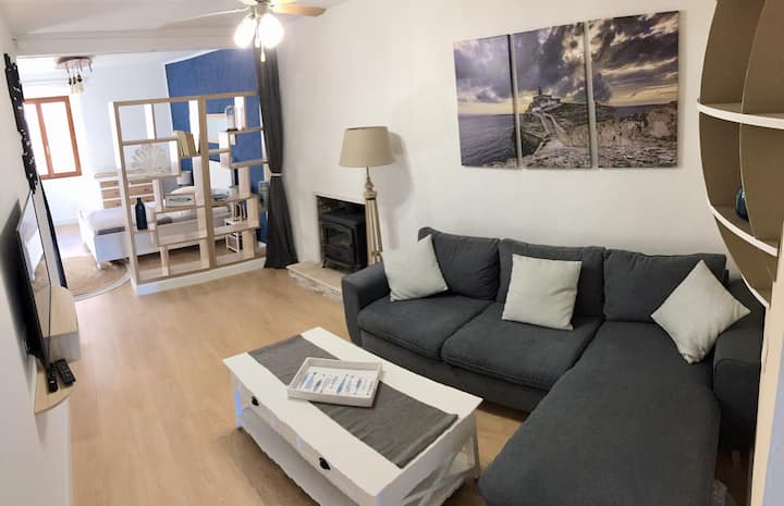 غرفة المعيشة