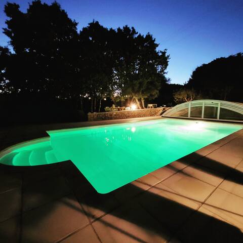Provencal villa with heated pool May -> Sept