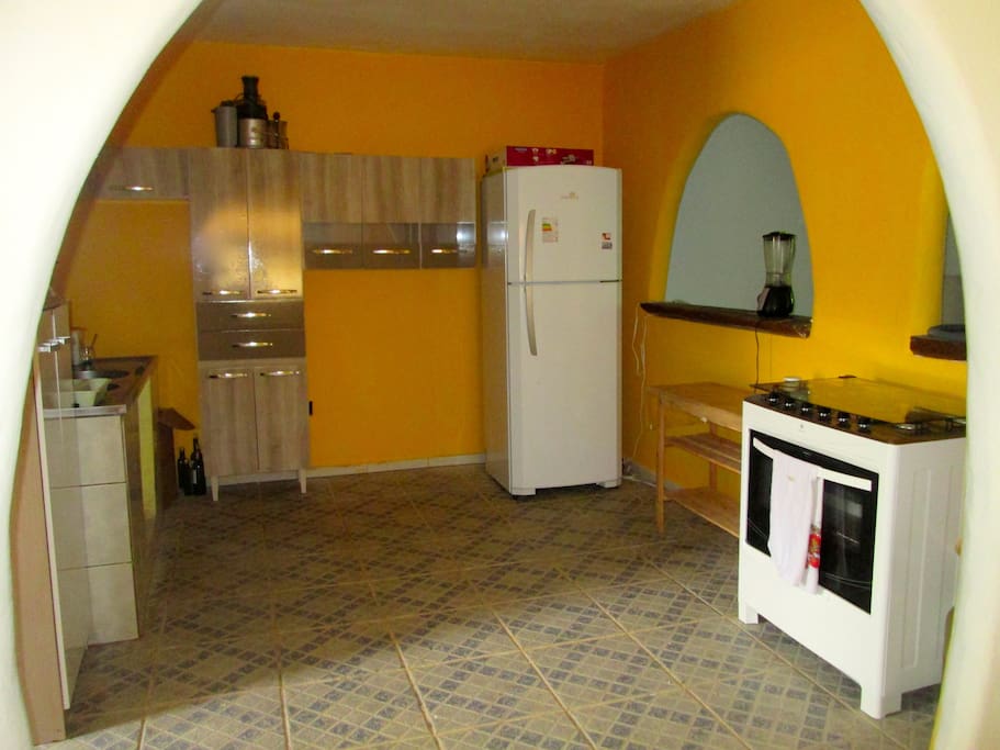 Big shared kitchen with nice new appliances