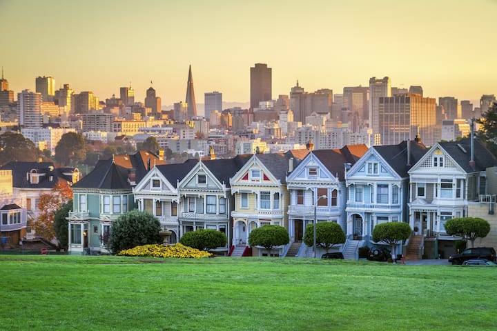 Alamo Square 周辺地域 San Francisco Airbnb