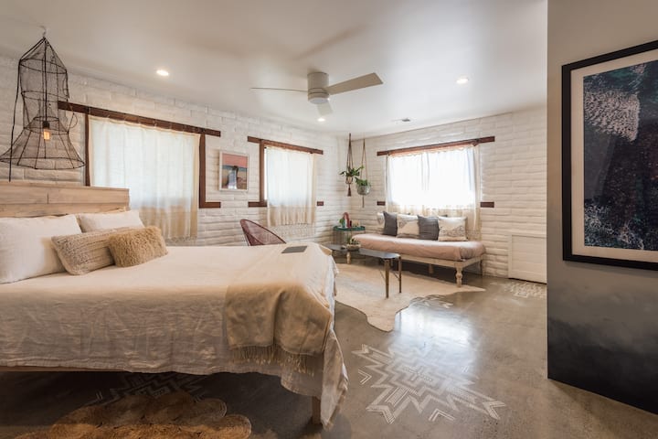 Bedroom 4 - Sayulita (Queen & twin). Designer - Kim Betzina