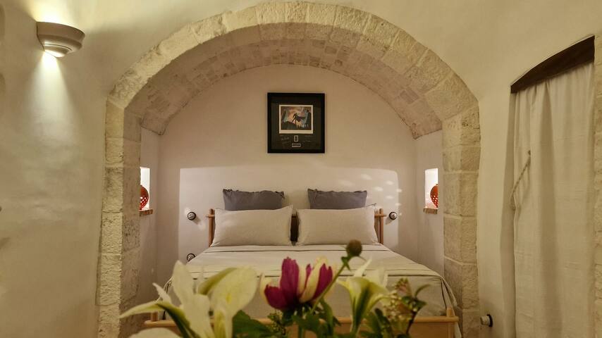 Trullo in Francavilla Fontana with amazing pool. gallery image 4