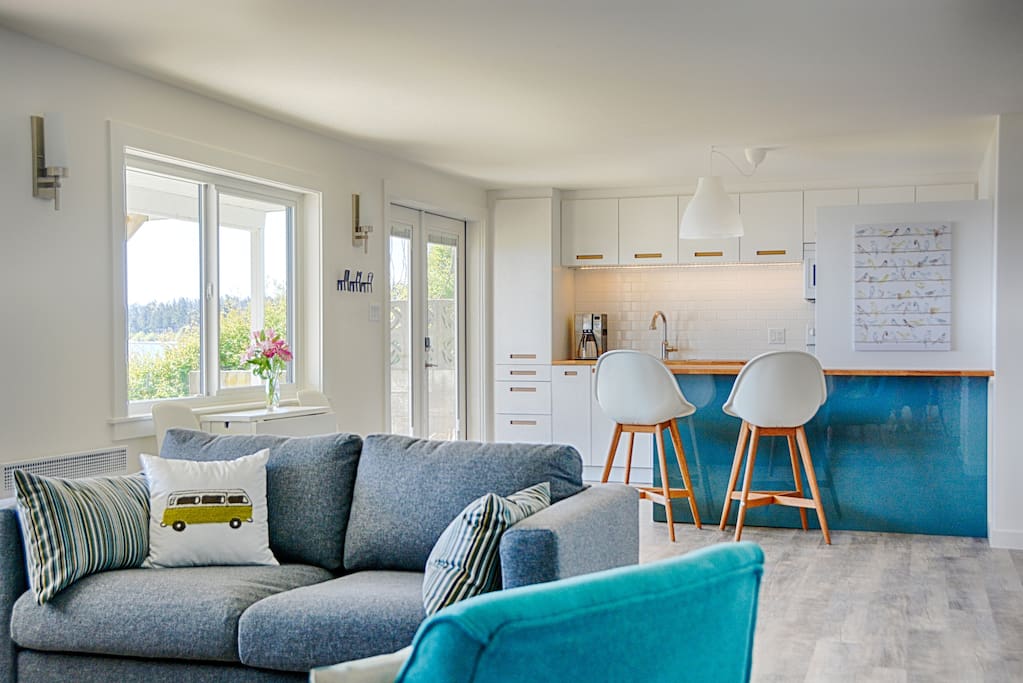 Bright, funky and spacious suite