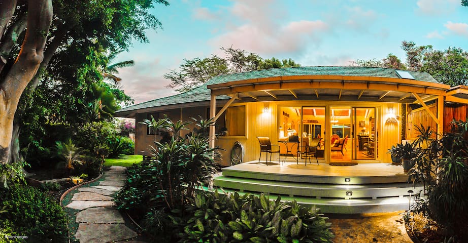 Mana Hale Vacation Rental