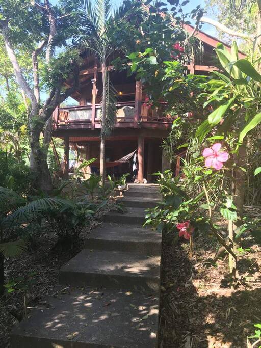 Front view showing entry steps