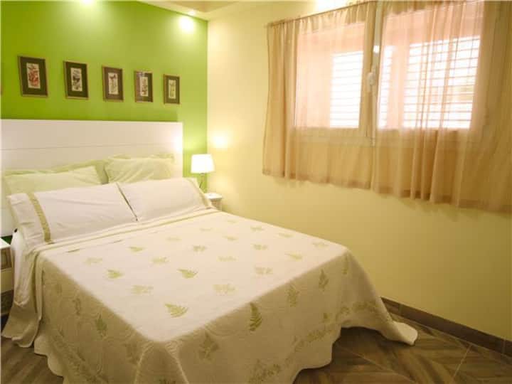 habitación cama matrimonial